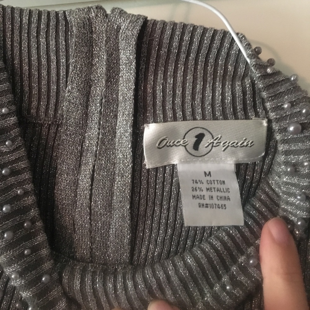 Once Again Sweater - Picture 2 of 3